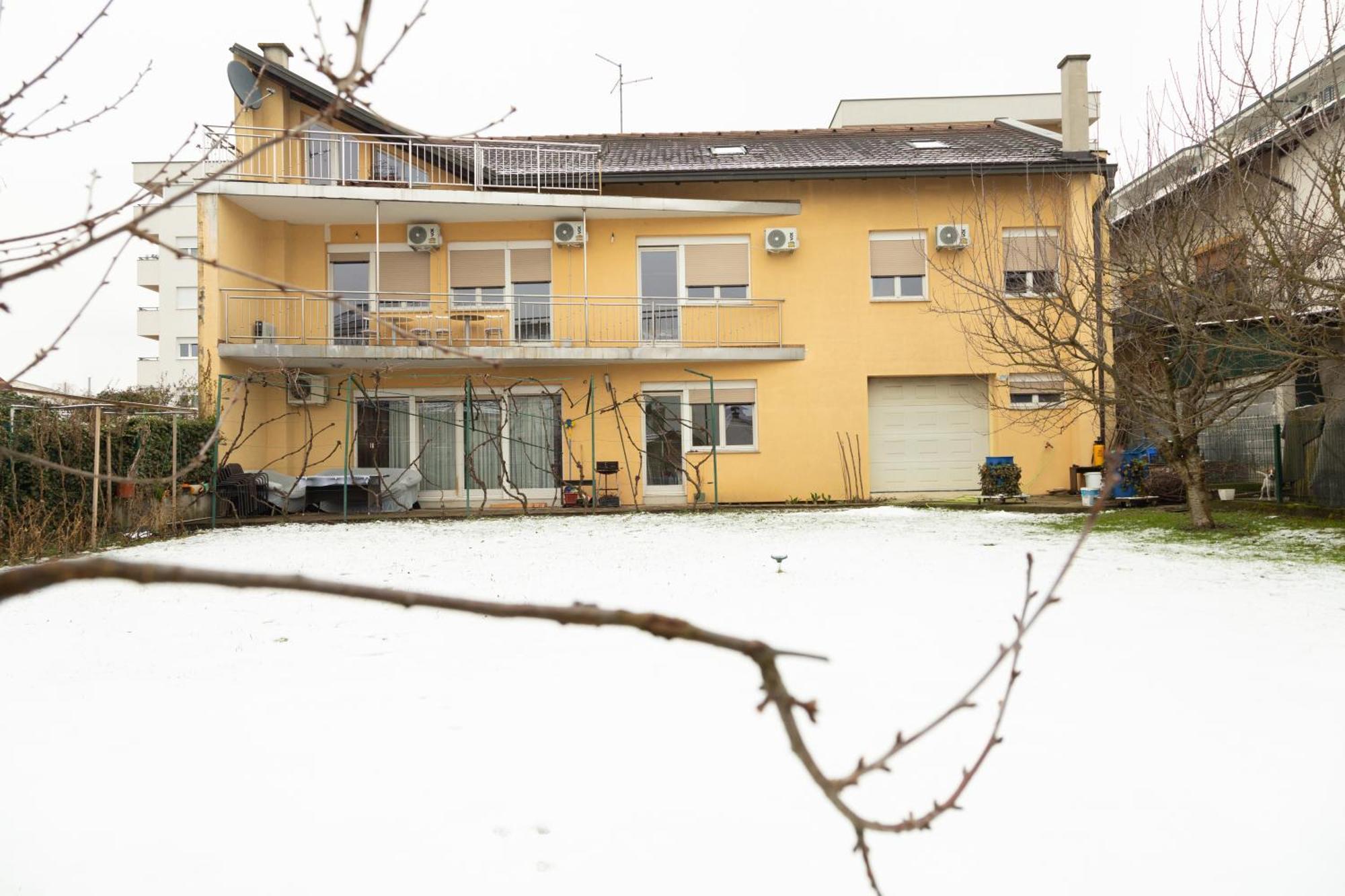 Bolek Mansion Apartment Banja Luka Exterior photo